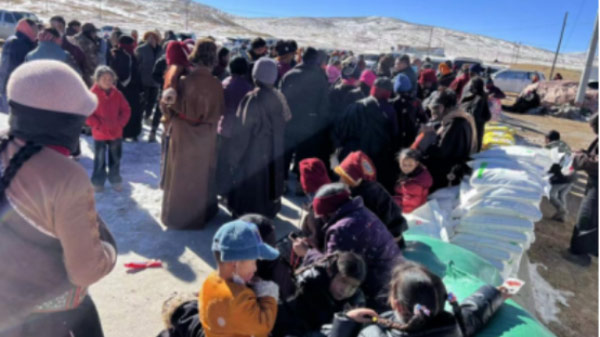 In December 2024, with the support of Tianjin Kai Xie Xiang Charity Foundation, warmth was brought to 52 elderly people living alone in Shiqu County, Sichuan Province during the Spring Festival.